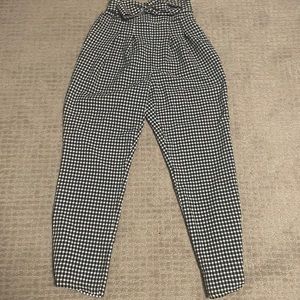 Squares Black and white pants 🖤